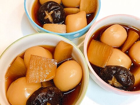 懐かしい味です☆玉こんにゃくと大根と椎茸の煮物